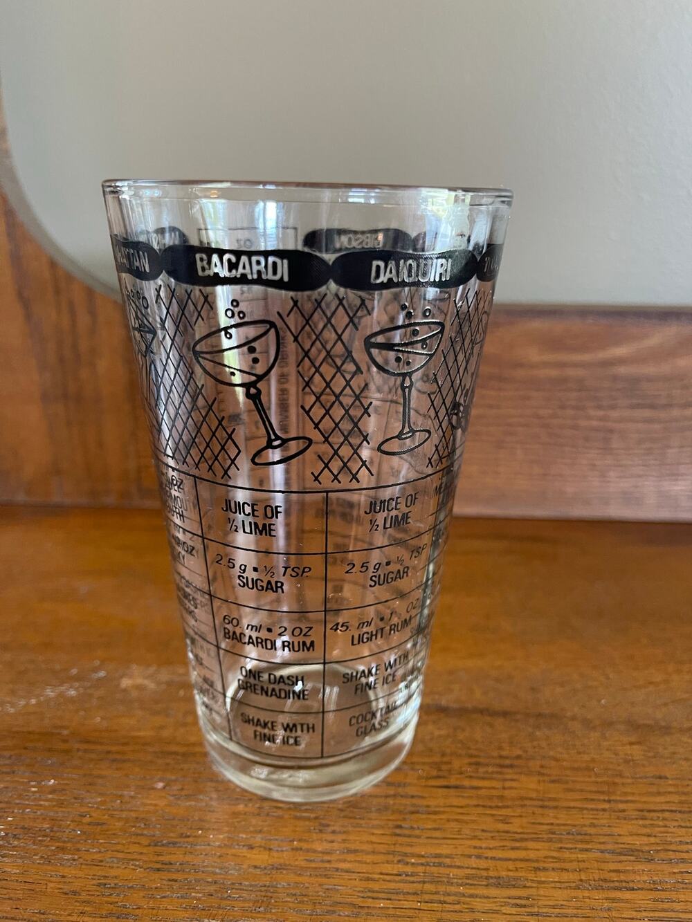 Vintage MCM Irvinware Barware Mixology Cocktail Measuring Mixing Glass 5.75" USA
